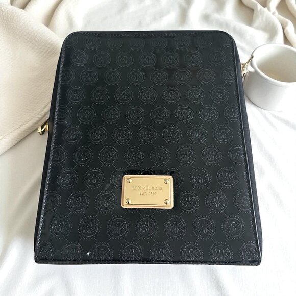 MICHAEL KORS Black Embossed Zip Tablet Padded Travel Case - Picture 1 of 9